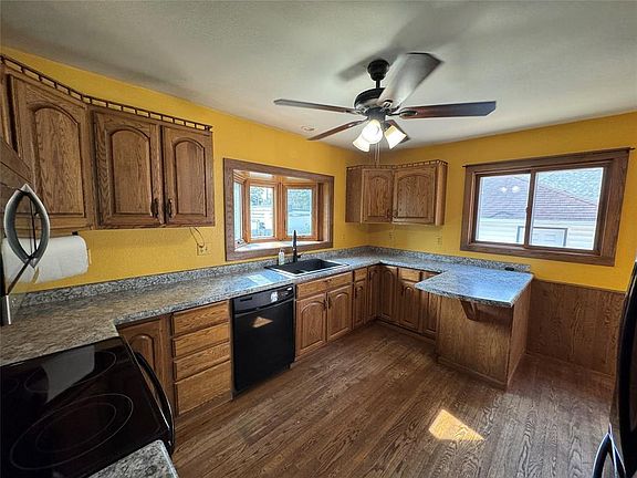 4th image of 819 Platt Street