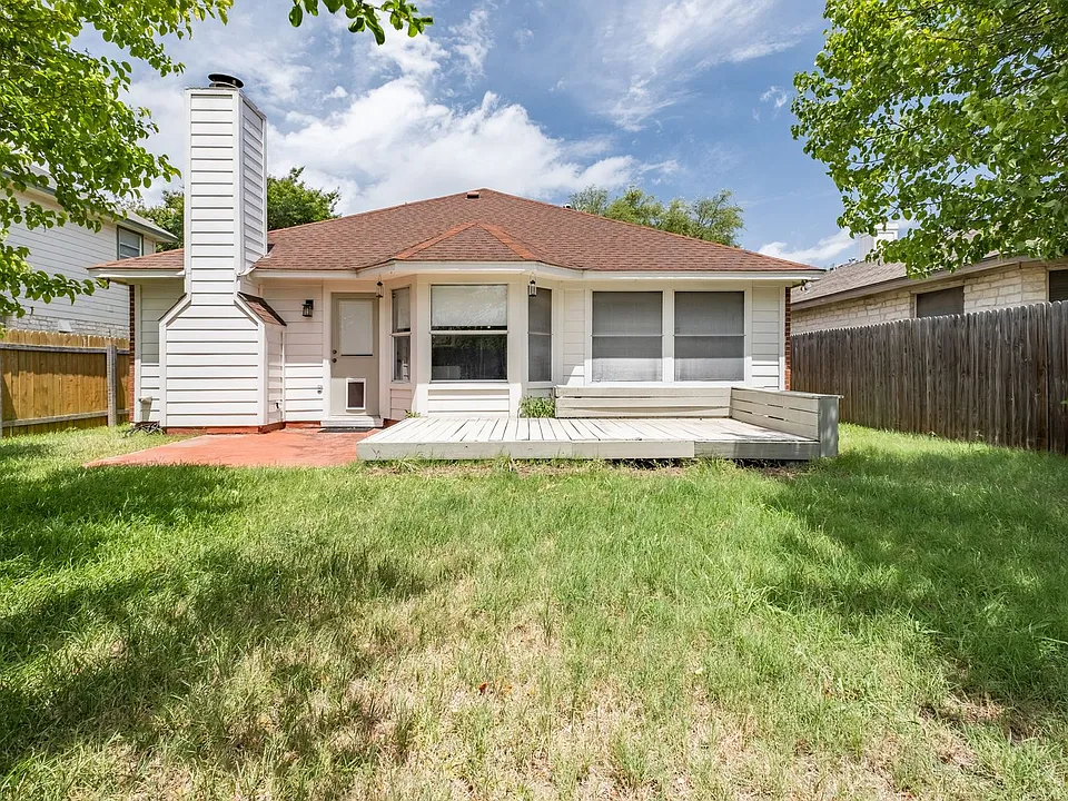 3413 Ruby Red Dr