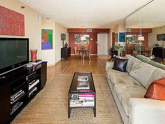 4th image of 3600 Mystic Pointe Dr APT 1110