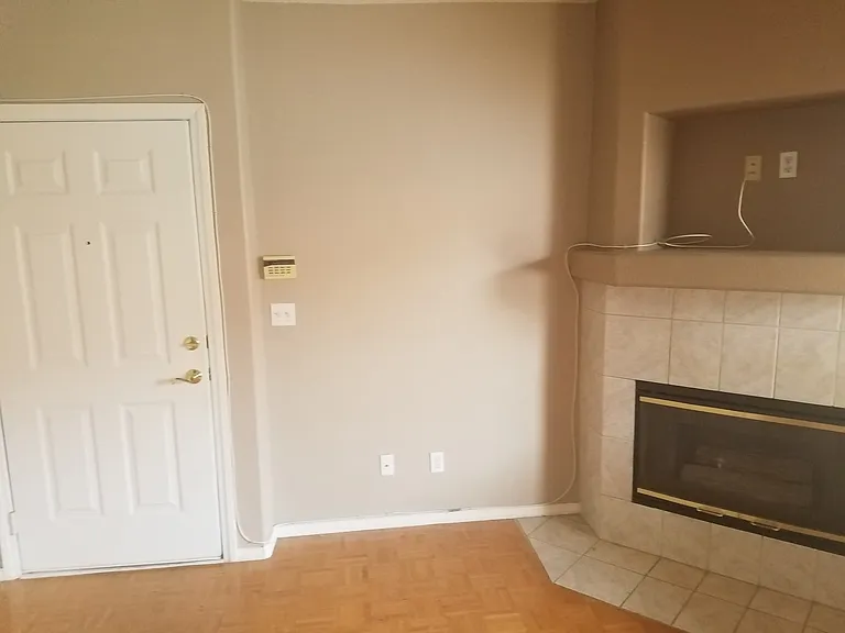 381 Manti Pl — Photo 3