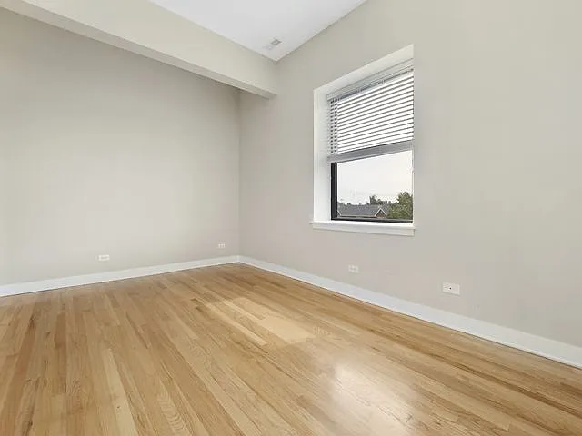 2120 W Washington Blvd #406 — Photo 7