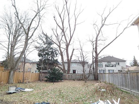 2nd image of 229 Empress Ave