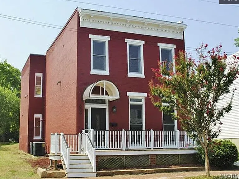 609 Idlewood Ave — Photo 1