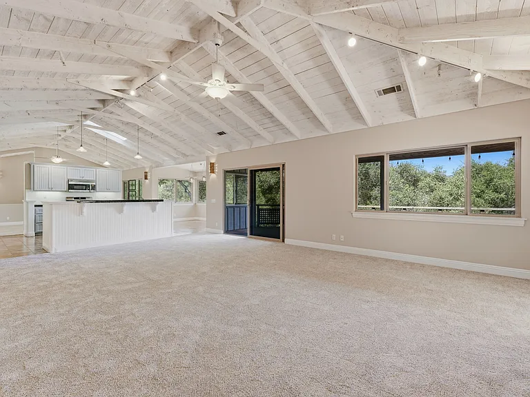 1585 Tecalote Dr — Photo 22