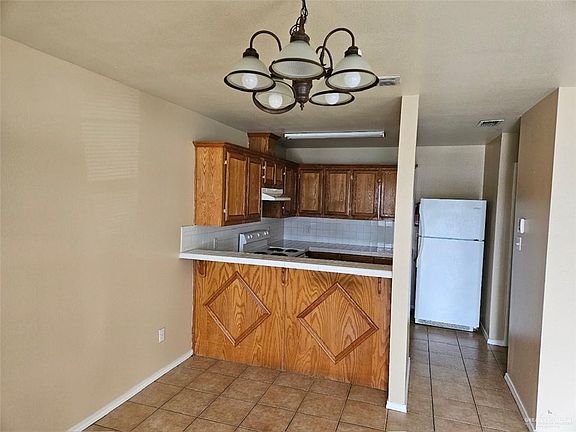 2nd image of 1006 Lilia Dr APT 63