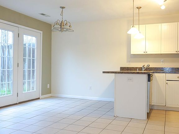 2nd image of 280 Nancy Dr APT A
