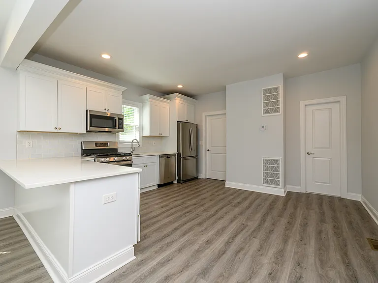 32 Woodland Ave #1 — Photo 6