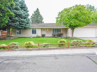 1133 W 14th Ave, Kennewick, WA 99337