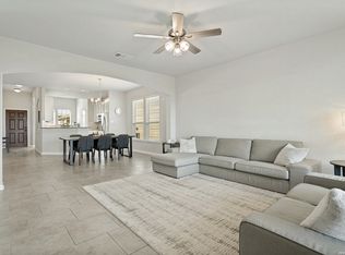 8240 Robin Gate, Selma, TX 78154