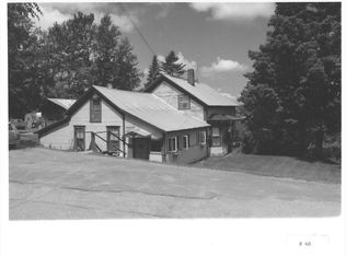 40 West St, Barton, VT 05822