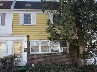 5720 Mitchell Rd, Levittown, PA 19057