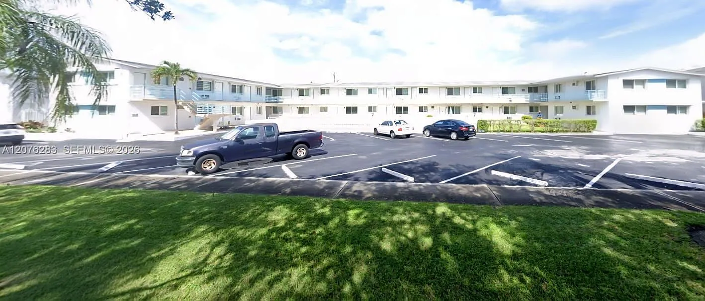 Tyler Co-Op Apts — Photo 4