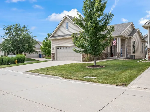 645 65th Pl Unit 123, West Des Moines, IA 50266