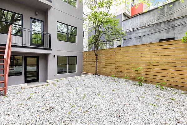 Rented by Bold New York | media 16