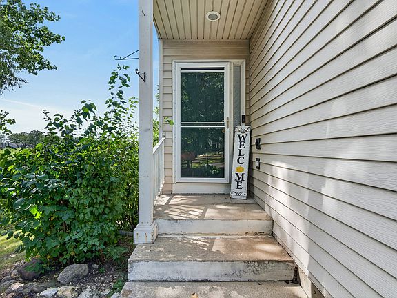 2nd image of 11199 Douglas Ave