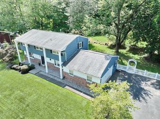 20 Woodglen Dr, New City, NY 10956