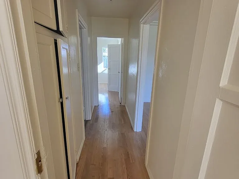 5930 Loma Vista Ave — Photo 9