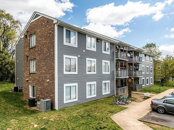 3rd image of 40 South Ave APT A
