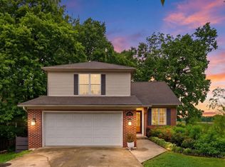 2320 Valencia Dr, Lexington, KY 40513