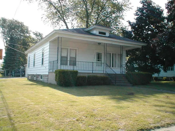9559 Maplewood Ave, Bridgman, MI 49106