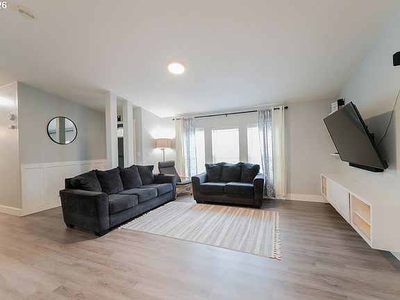 3rd image of 6438 Tepper Park Way NE