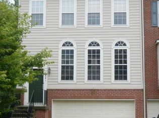 15841 Bobolink Dr, Woodbridge, VA 22191