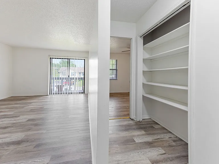 7009 N Chas Dr — Photo 11