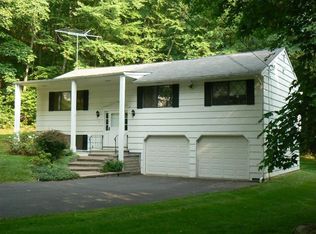 5 Els Hollow Rd, Brookfield, CT 06804