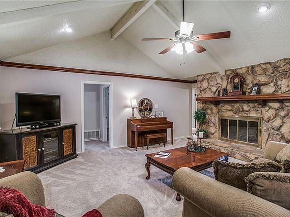 5th image of 2410 Axminster Dr