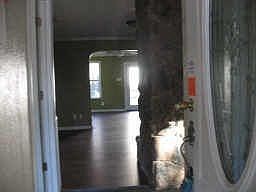 4th image of 808 N Crosby Ave