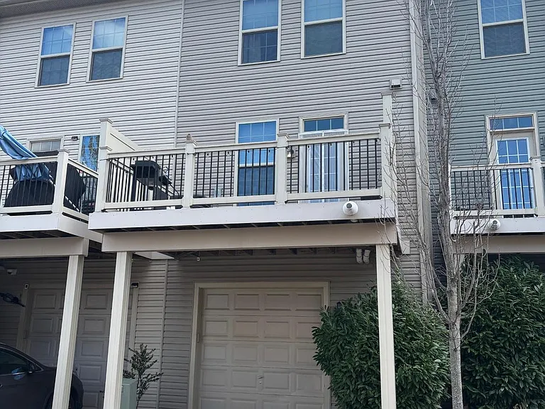1728 Lantern Mews — Photo 4