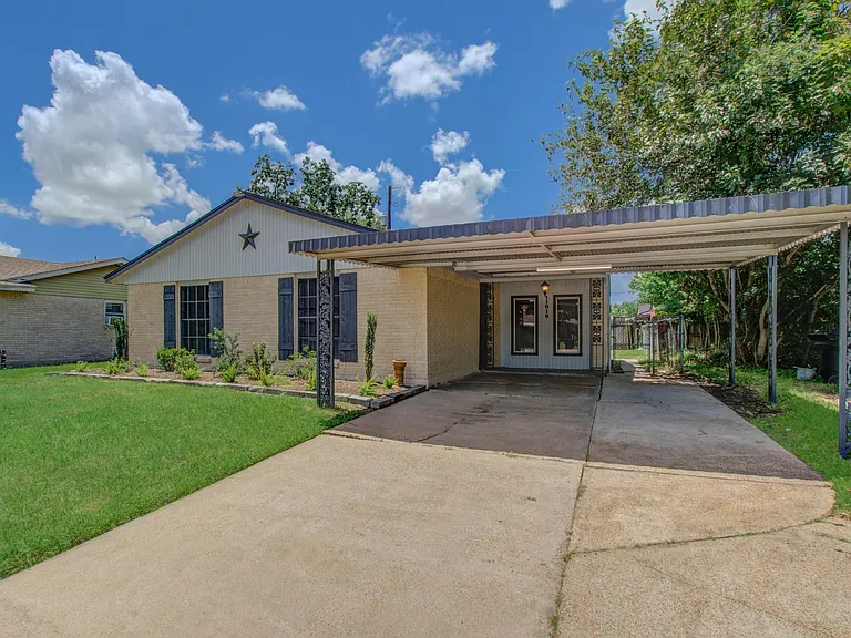 11018 Long Gate Dr — Photo 3