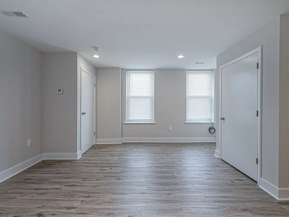 2444 S Broad St #1-5