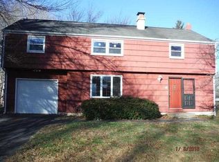 2 Chestnut Ln, Ledyard, CT 06339