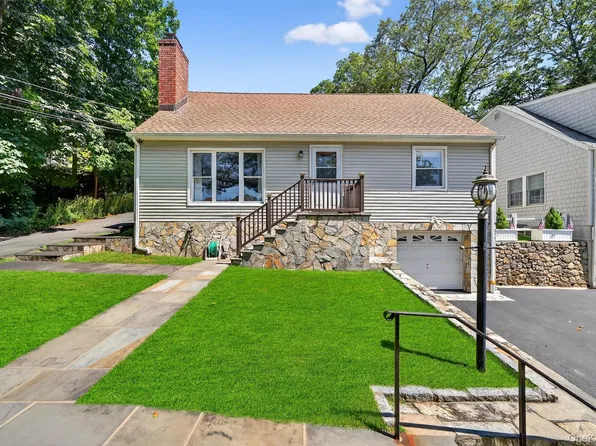 34 Custis Avenue, White Plains, NY 10603