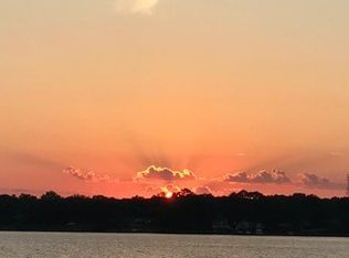 631 Nelson Point Rd, Niceville, FL 32578