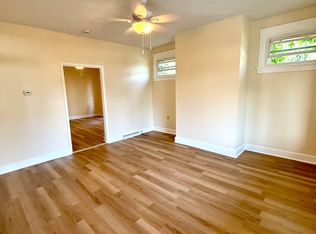 1054 Vance Ave #1, Coraopolis, PA 15108