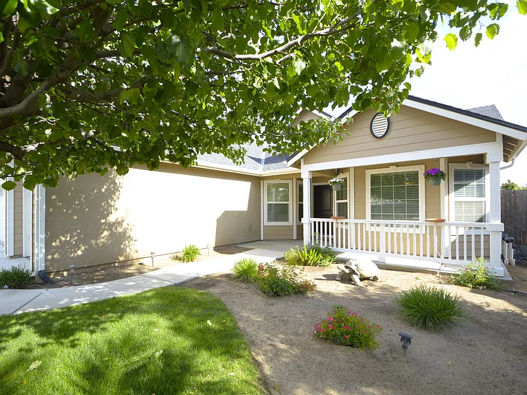 6601 E Saginaw Way — Photo 28