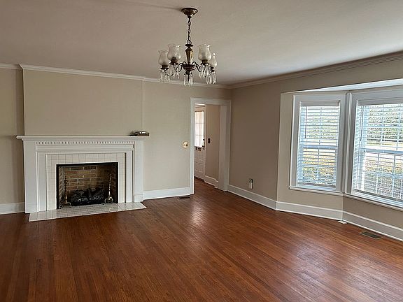 5th image of 1405 Escambia Ave