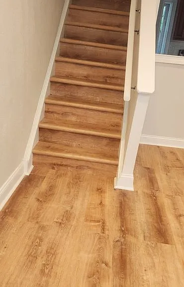 469 Mechanic St — Photo 1