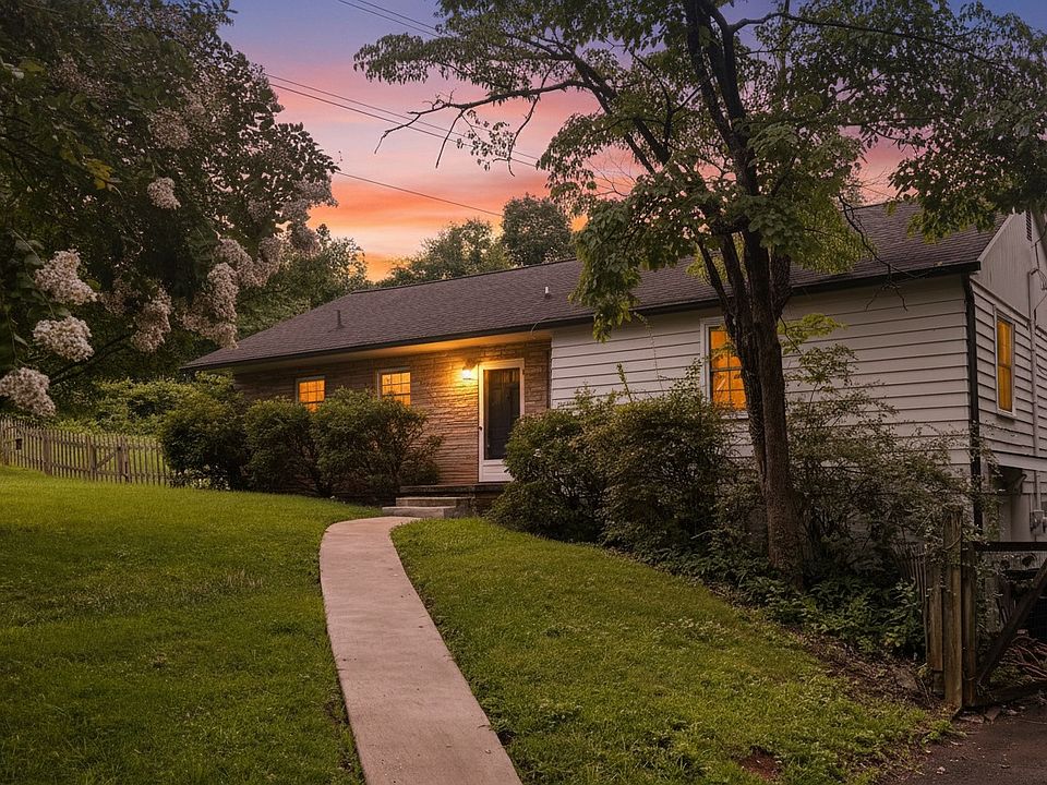 1301 Sharon Road
Knoxville, TN 37919