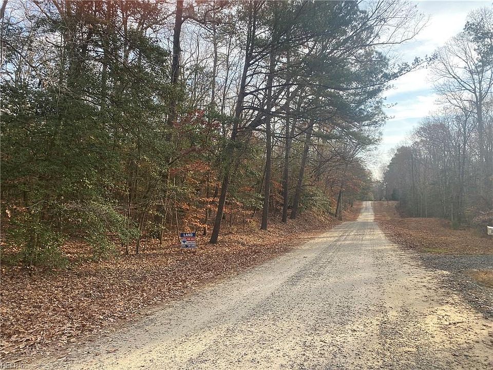 2nd image of 5 Gockley Ln
