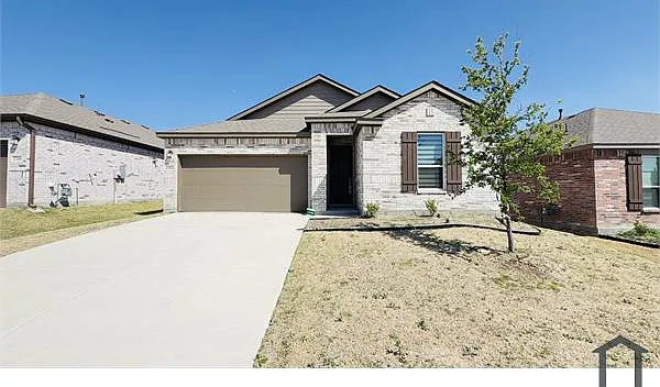 2512 Wheeler Ave — Photo 1