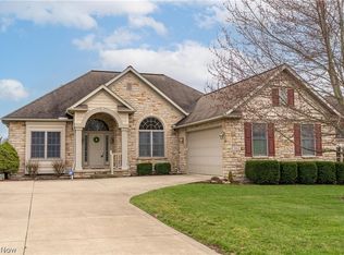 742 Homestead Pointe Dr, Orrville, OH