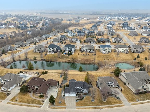 4th image of 3178 Westminster Rd