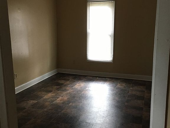 4th image of 1024 Miner St