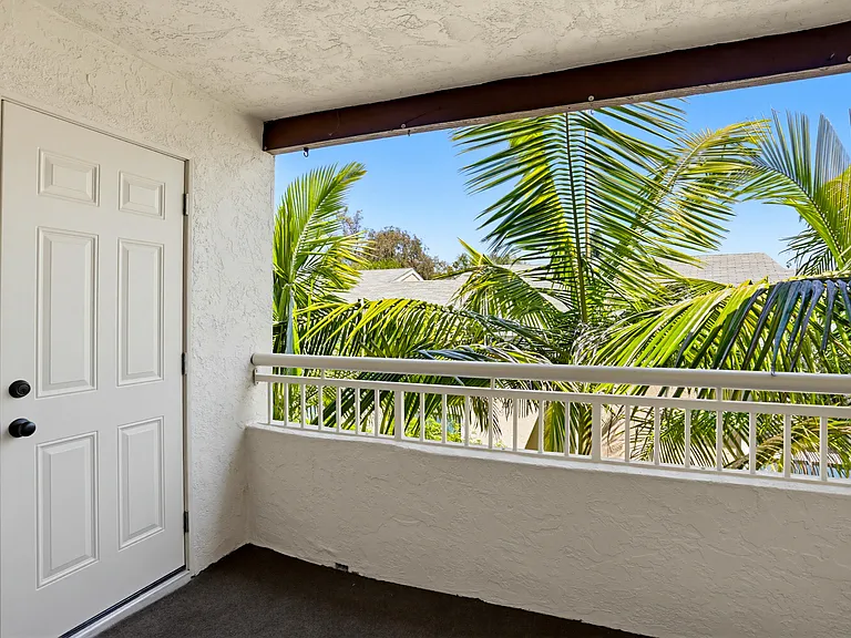 Shasta Terrace Apartments — Photo 12