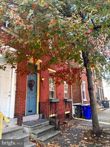 322 Chestnut St, Pottstown, PA, 19464