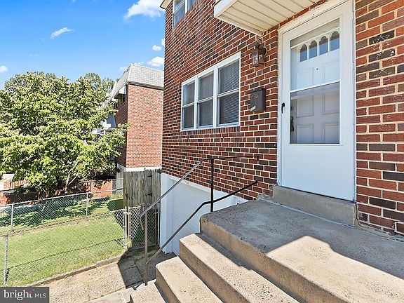3rd image of 3613 Canby Dr