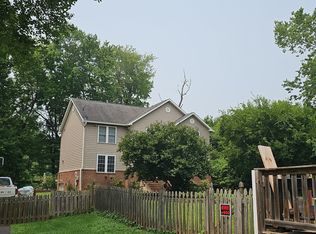 7912 Maplewood Dr, Manassas, VA 20111